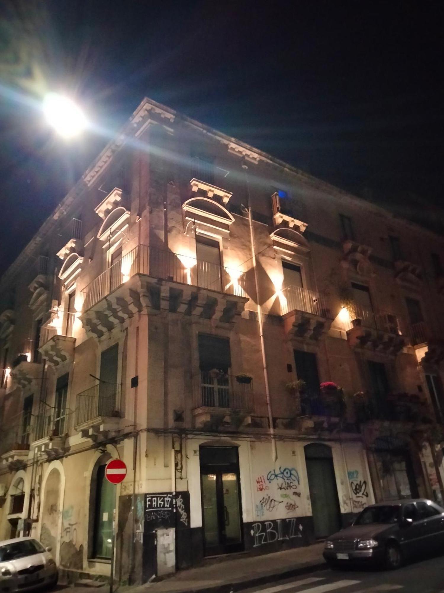 Etna Timeo Central Apartment In Baroque Building Catania-Fontanarossai nemzetközi repülőtér Kültér fotó