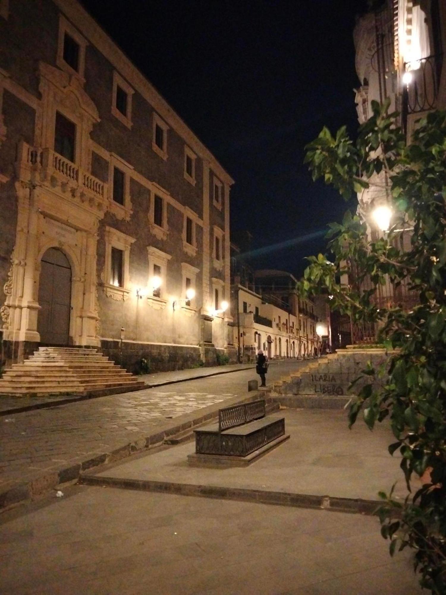 Etna Timeo Central Apartment In Baroque Building Catania-Fontanarossai nemzetközi repülőtér Kültér fotó